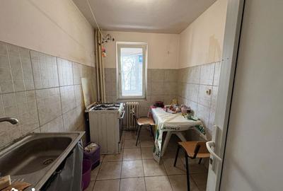 Apartament cu 3 camere decomandat în Obor - 6