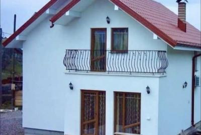 Casă cu 3 camere în Călinești - 2