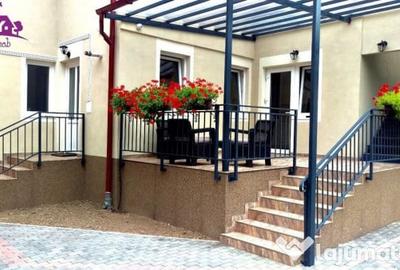 Casă cu 3 camere cu Teren 500 Mp în Central - 1