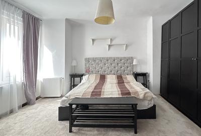 Apartament cu 4 camere decomandat, mobilat în Centrul Istoric