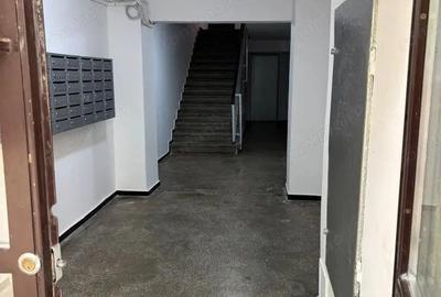 Apartament cu 2 camere decomandat în Brâncoveanu