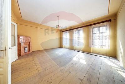 Casa / Vila cu 10 camere de vanzare in zona Ultracentrala Rasnov - 11