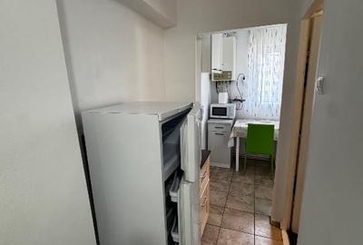 Garsonieră decomandată, mobilată în Cetate - 3