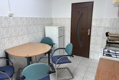 Apartament cu 3 camere decomandat în Criș - 3