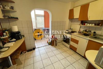 Apartament cu 3 camere decomandat în Nicolina - 2
