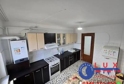 Apartament cu 4 camere decomandat în Piața Nouă - 9