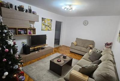 Apartament cu 4 camere decomandat, mobilat în Dacia - 7