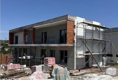 Casă cu 3 camere cu Teren 350 Mp în Central - 8