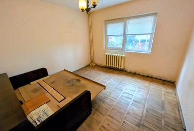 Apartament 4 camere decomandat 80mp 2 bai + balcon de renovat parter Rond Vechi - 10