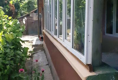 Casă cu 4 camere cu Teren 1300 Mp în Singureni - 2