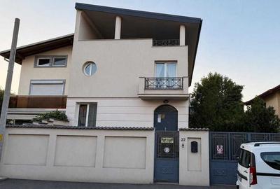 Casă cu 4 camere cu Teren 450 Mp în Drumul Sării - 2