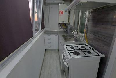 Apartament cu 2 camere decomandat în Micro 6 - 2