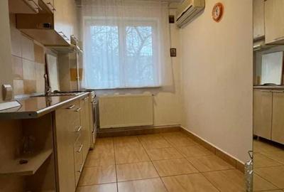 Apartament cu 3 camere semidecomandat în Central - 6