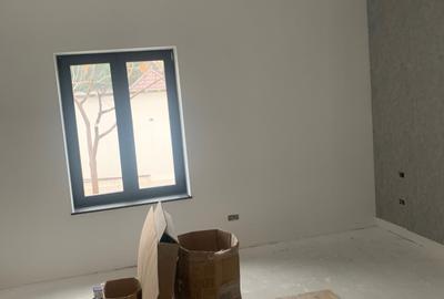 Casă cu 4 camere în Podari - 4