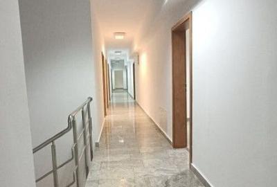 Spațiu comercial, de 456 mp, în Semicentral - 8