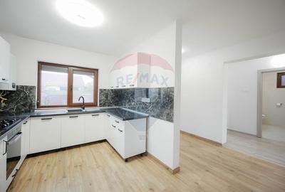 Casă cu 3 camere cu Teren 500 Mp în Biharia - 7