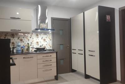 Casă cu 3 camere în Bătești - 8