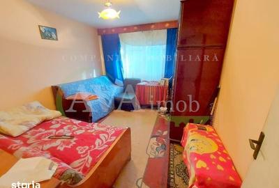 Apartament cu 3 camere decomandat în Cornișa - 5