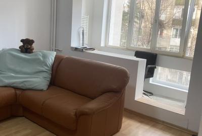 Apartament cu 2 camere decomandat, mobilat în Păcii - 4