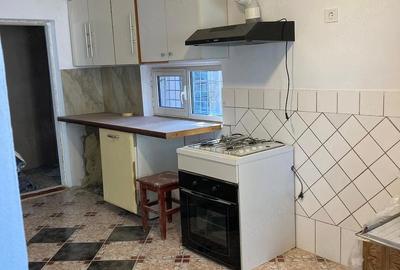 Casă cu 3 camere cu Teren 300 Mp în Tamași