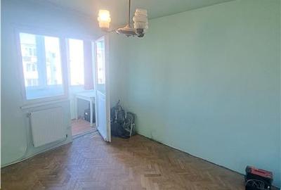 Apartament cu 3 camere semidecomandat în Șagului - 3