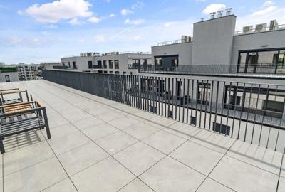 Apartament cu 3 camere, mobilat în 1 Mai - 9