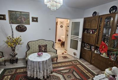 Apartament 3 camere T. Vladimirescu - 1