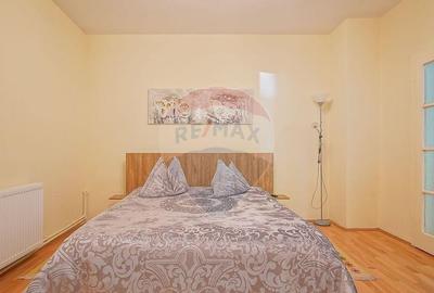 Casă cu 8 camere cu Teren 485 Mp în Central - 13