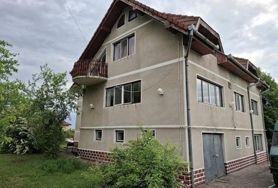 Casă cu Teren 1014 Mp în Central - 16