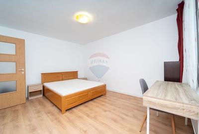 Garsonieră decomandată, mobilată în Astra