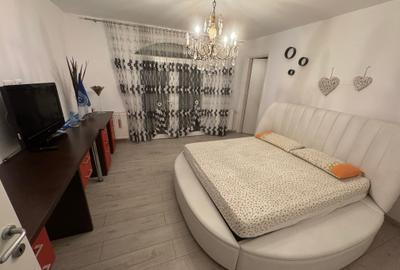 Casă cu 5 camere cu Garaj în Cârcea - 17