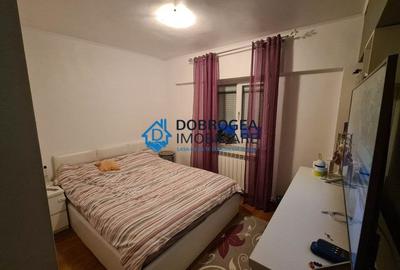 Apartament cu 3 camere decomandat în Babadag - 3