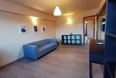 Inchiriez apartament 3 camere Micro 4 - 5