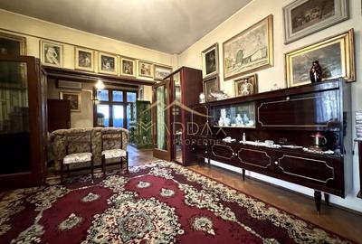 Vila cu 6 camere *310mp*  + Garaj // Primăverii - 17