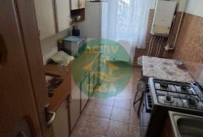 Apartament 3 camere, etaj intermediar - 4
