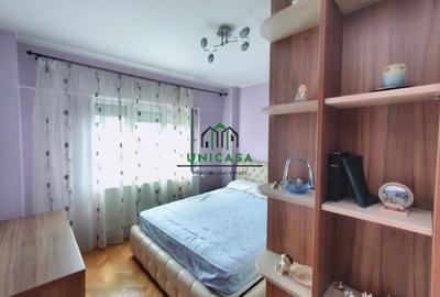Apartament cu 3 camere decomandat în Central - 4