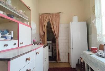 Casă cu 2 camere cu Teren 121 Mp în Central - 3