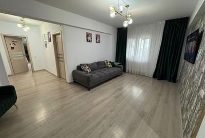 Apartament cu 3 camere decomandat în Central - 1