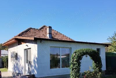 Casa de vanzare (peisaj de vis) Casa de vanzare (peisaj de vis) - 1