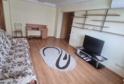 Apartament cu 3 camere semidecomandat, mobilat în Titan - 9