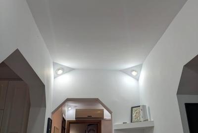 Apartament modern de vânzare, spațios, modern, complet mobilat și utilat, într-o - 4