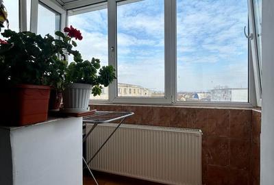Apartament cu 3 camere semidecomandat în Bartolomeu - 2