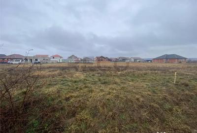 Teren de 572 mp, în Central - 1