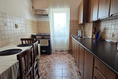 Apartament 3 camere,2 bai, zona Piata Ion Mester