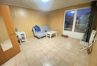 Apartament cu 2 camere semidecomandat în Unirii