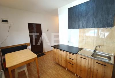 Garsonieră decomandată, mobilată în Trei Stejari - 4