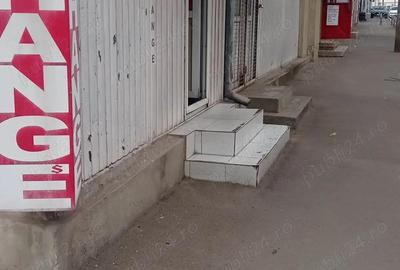 Inchiriez spa?iu comercial 40 mp stradal, vad bun.