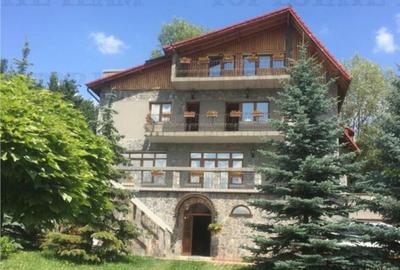 Casă cu 9 camere cu Teren 1784 Mp în Cornu - 3