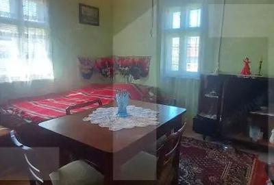 Casă cu 2 camere cu Teren 3100 Mp în Lisnău - 6