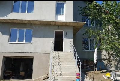 Casă cu 5 camere cu Teren 1000 Mp în Șcheia - 4